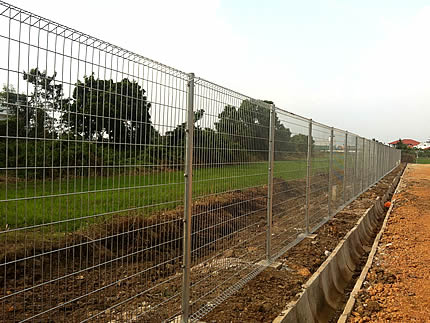 Roll Top Fencing for Italy Construction Site
